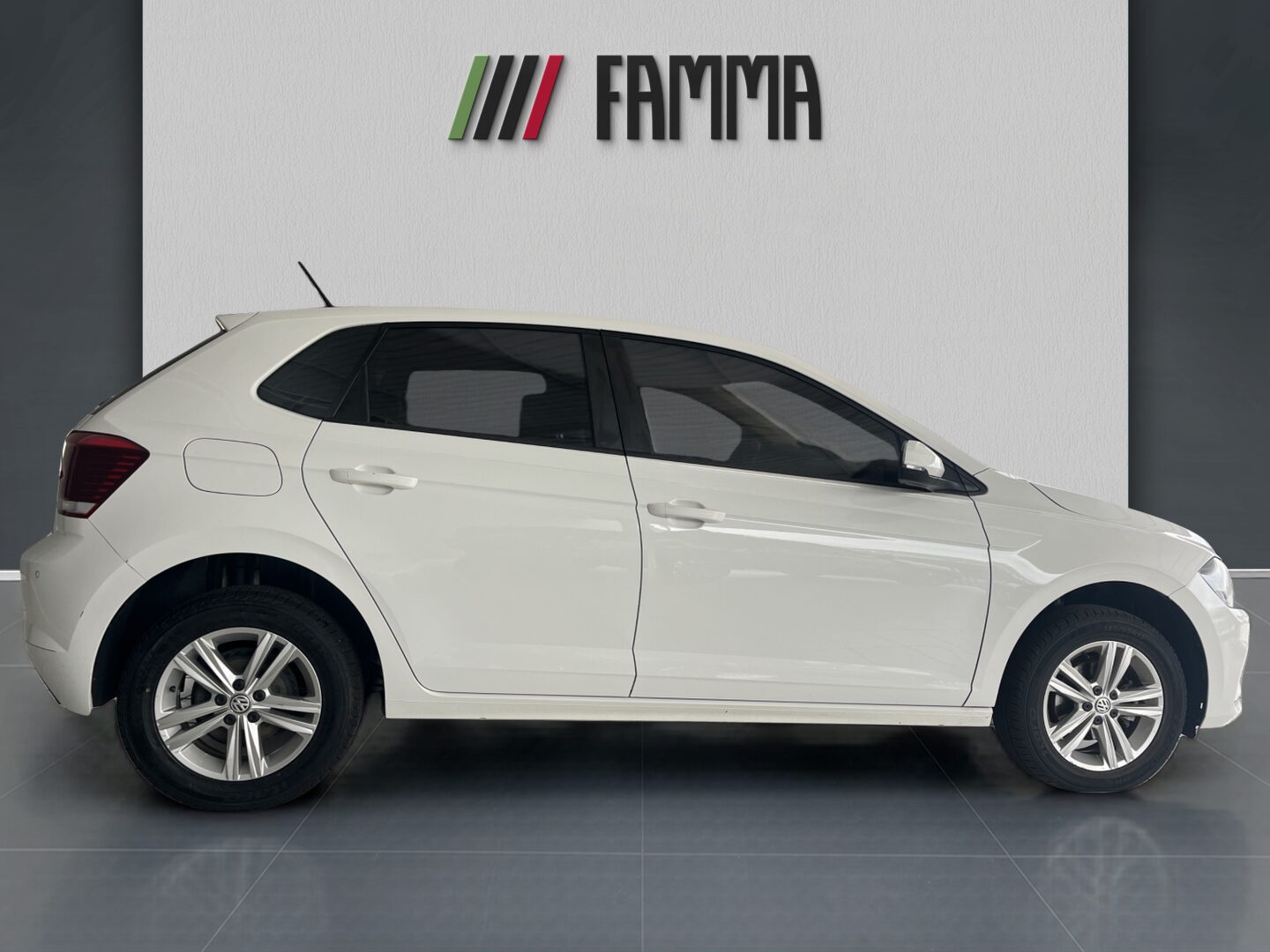 processed by spyne.ai (AI Photography and Editing for Car Dealerships & Marketplaces)