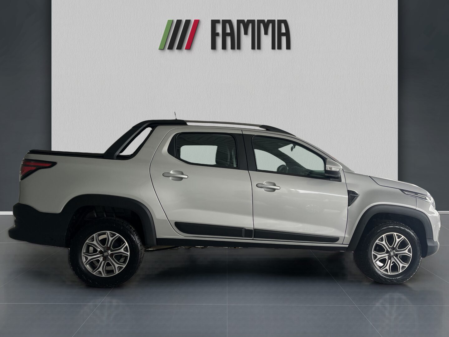 processed by spyne.ai (AI Photography and Editing for Car Dealerships & Marketplaces)