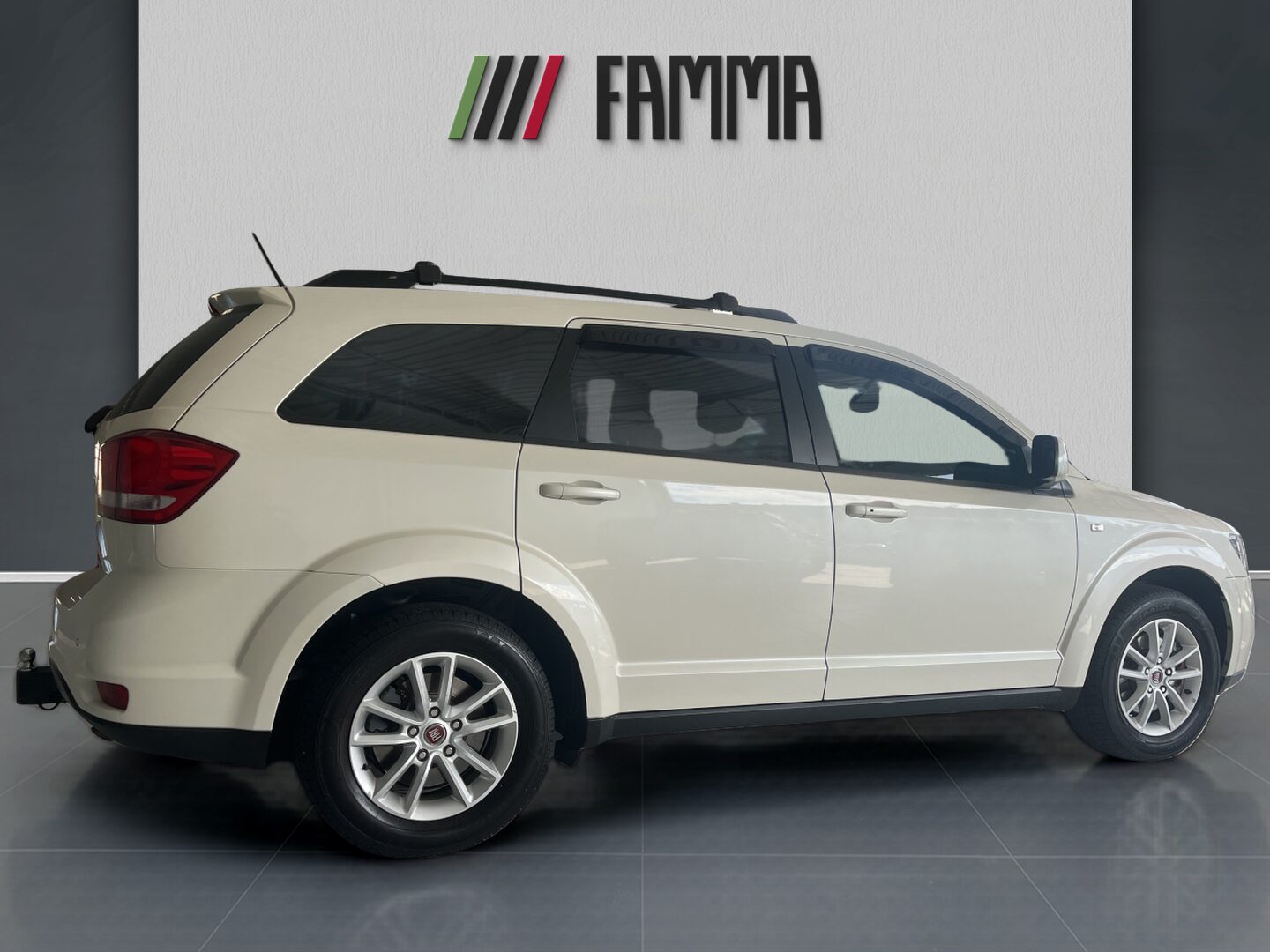 FREEMONT_82028fbb6fc448ed8f9e06cd6b0a6ab9_Exterior_6